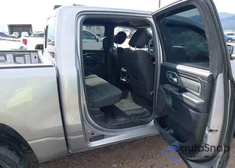 2020 Ram 1500 Big Horn 4X4 5'7 Box from USA, damaged, VIN 1C6SRFFT6LN185169